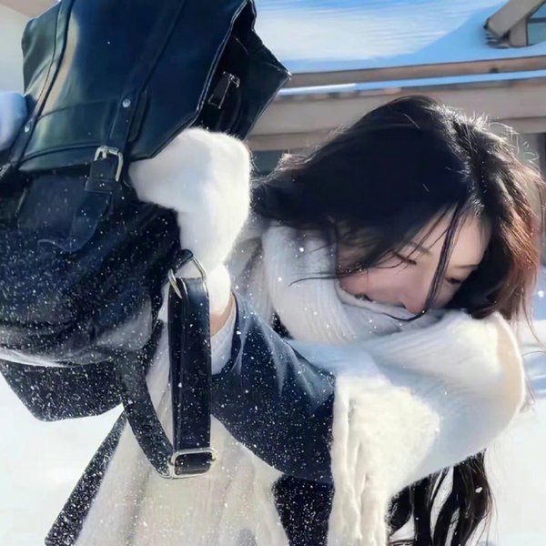 三条黑暗的街道